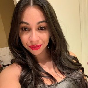 Meet your Posher, Catherine